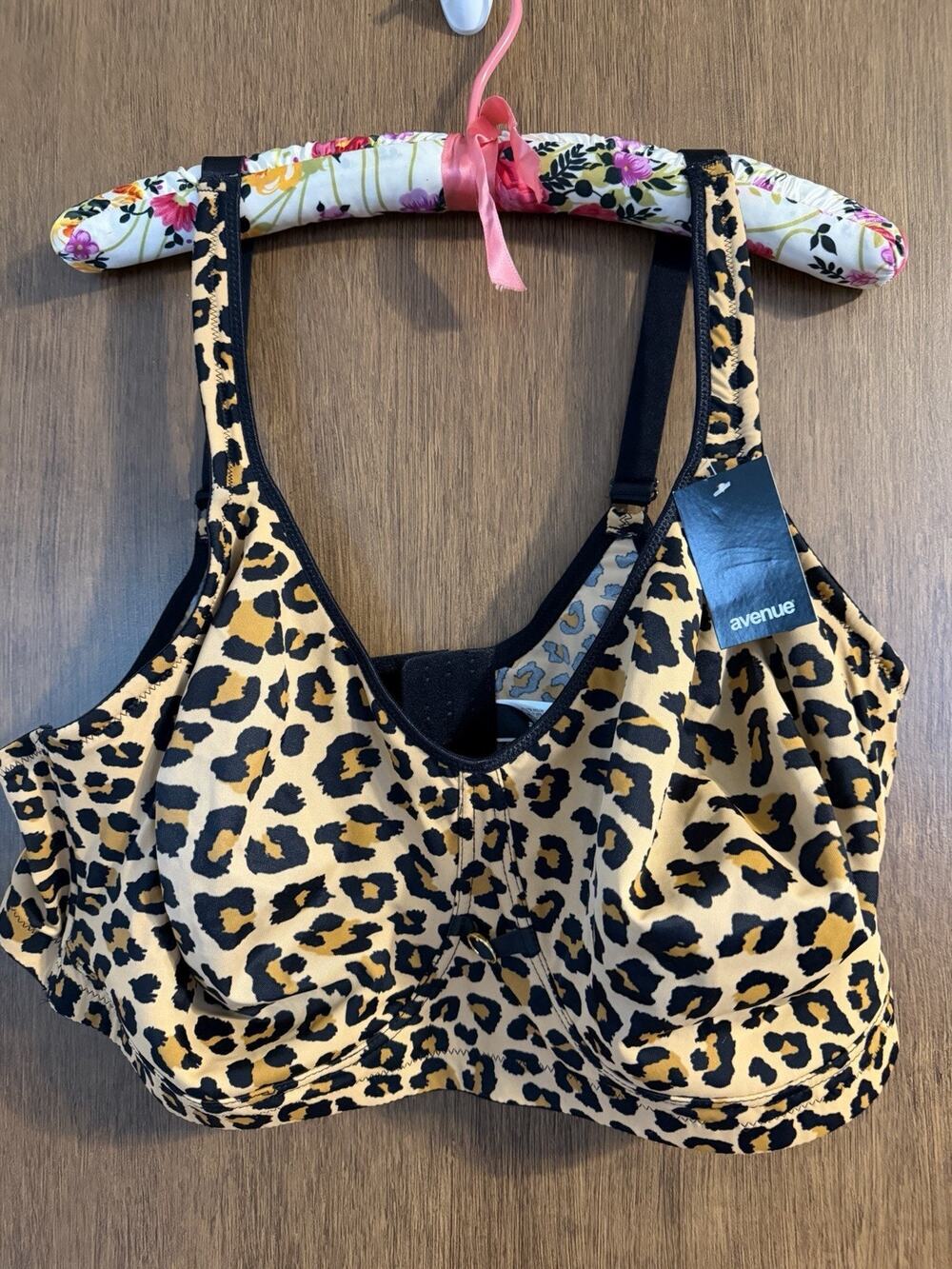 Avenue 50DD Leopard print unlined full cover no wireless bra sexy NWT Curvy
